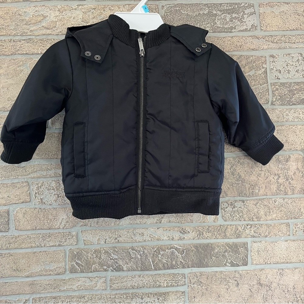 Kenneth Cole Reaction Black Puffer Jacket with Hood and Quilted Design